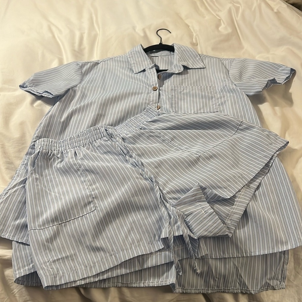 Take the pajama look outdoors! 2 pc striped set never worn.